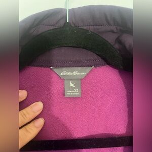 Eddie Bauer Women's Purple and pink fleece-lined zip up jacket extra small
